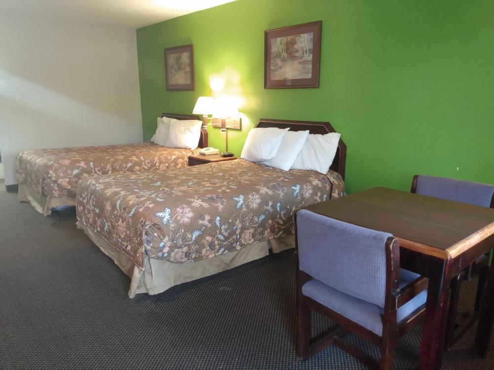Double Room with Two Double Beds - Non-Smoking interior